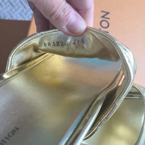 Louis Vuitton Jumbo Flatform mule slides - Picture 8 of 14